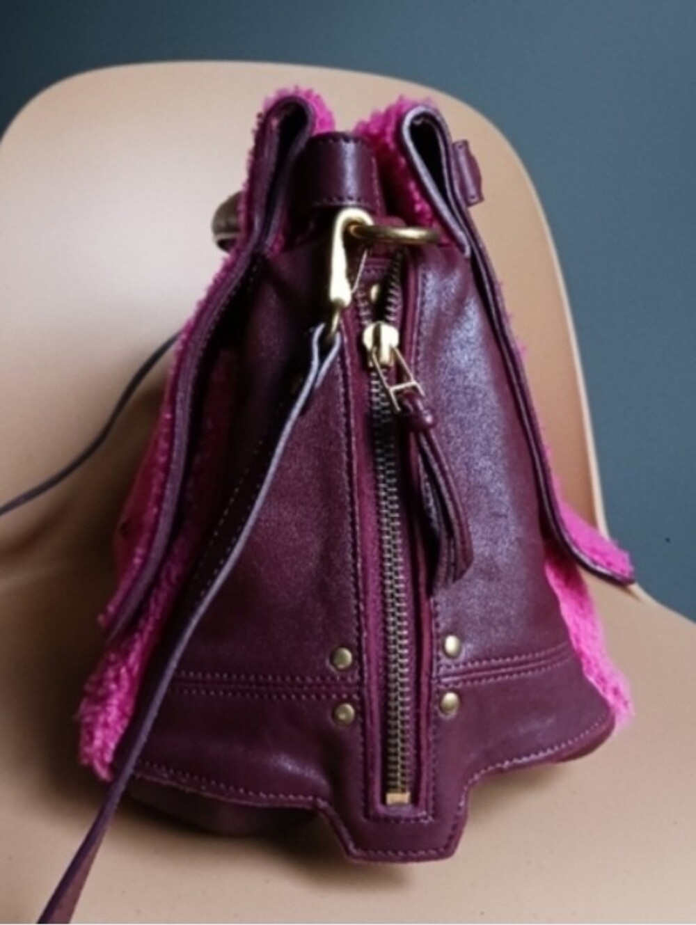Jerome Dreyfuss Johan Pink Sherpa/ Burgundy Leather Crossbody Bag. - Picture 7 of 16
